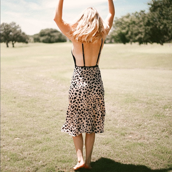 ⭐️LAST ONE⭐️ Silky Satin Leopard Skirt - Picture 2 of 8